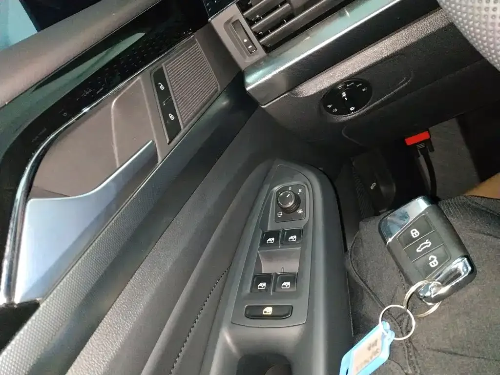 Volkswagen Passat — фото 5