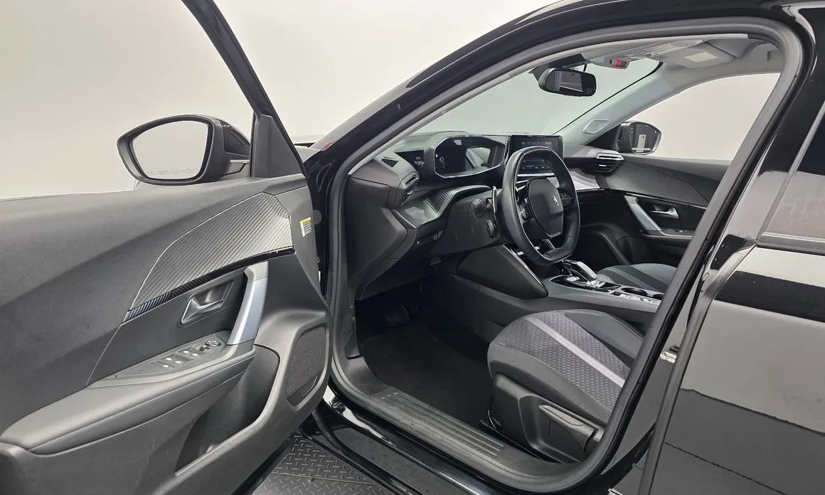 Peugeot 2008 2021 из KR, фото 7