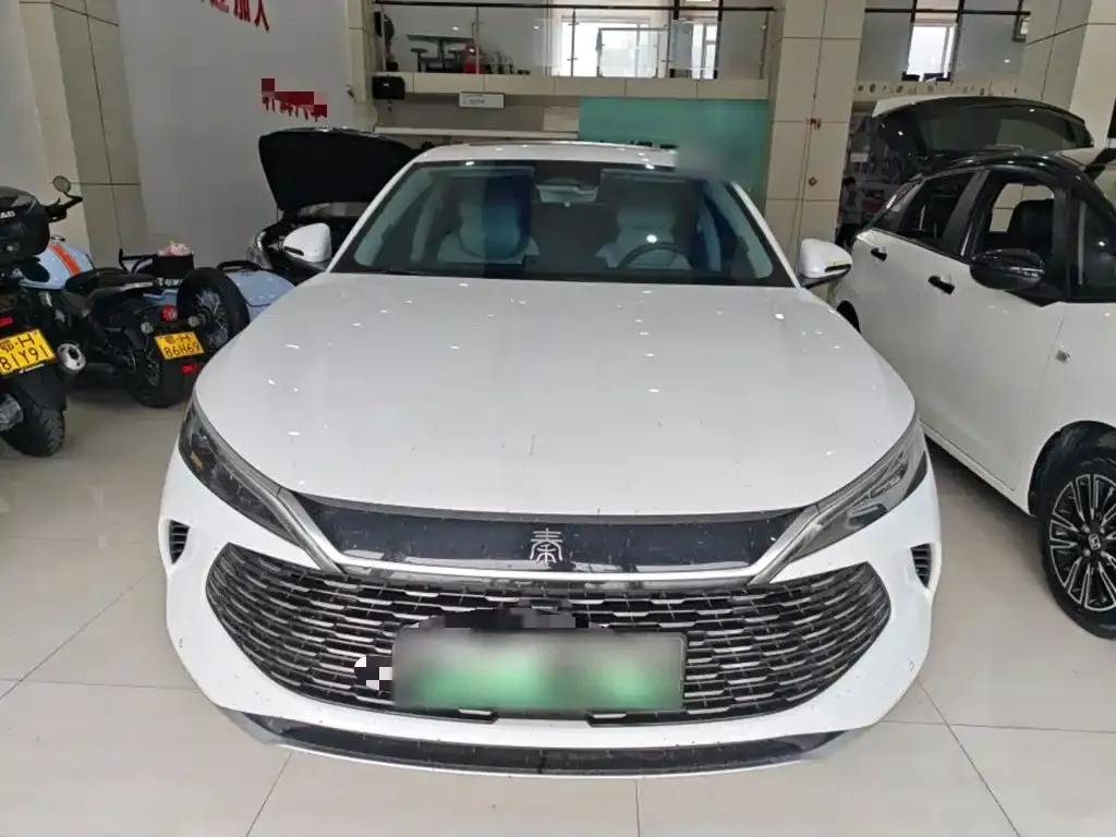 BYD Qin L — фото 8