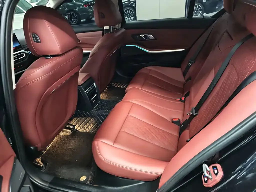 BMW 3 Series — фото 10