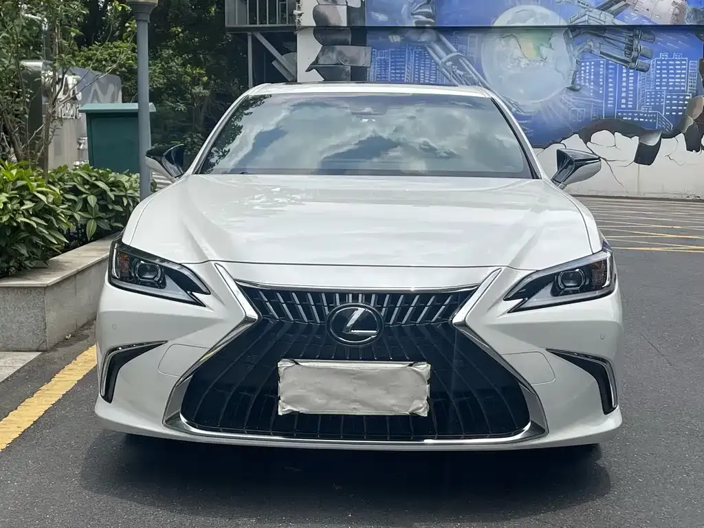 Lexus ES — фото 2