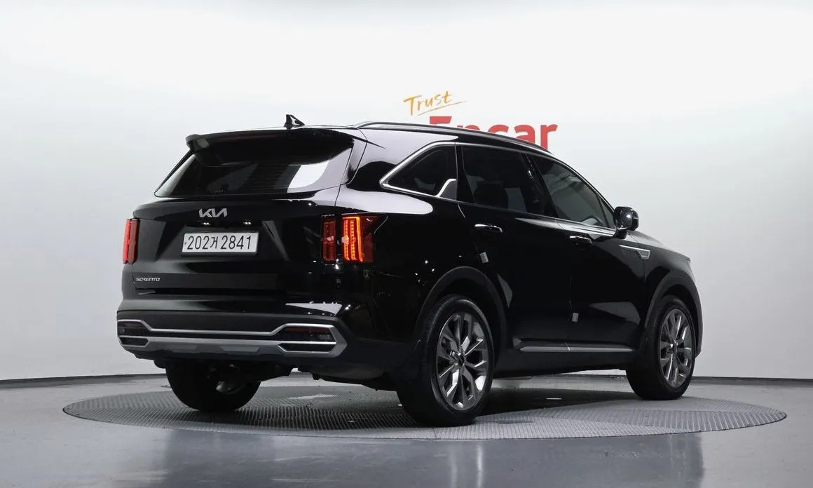 Kia Sorento — фото 4