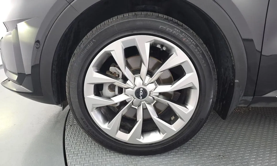 Kia Sorento — фото 6