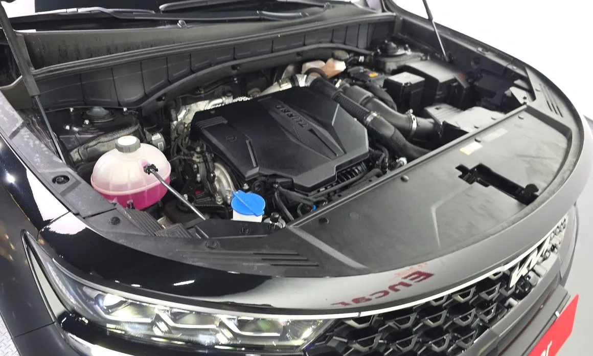 Kia Sorento — фото 10