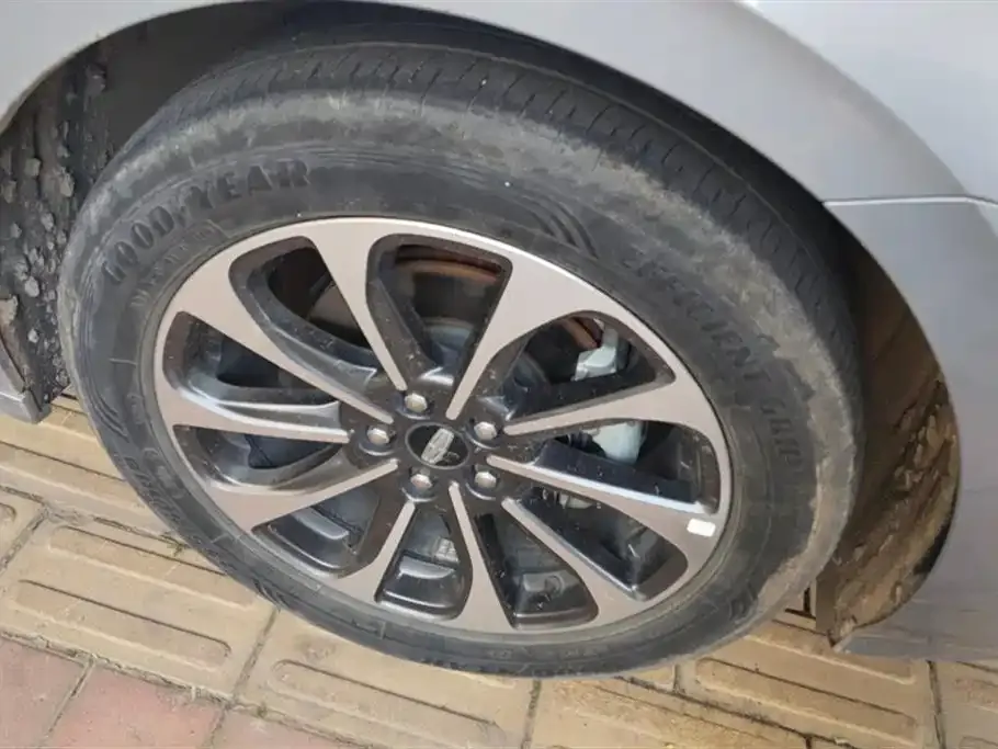 Lincoln Z 2023 из CN, фото 6