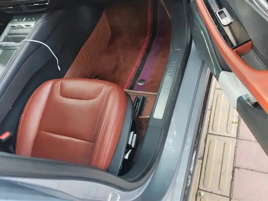 Lincoln Z 2023 из CN, фото 2