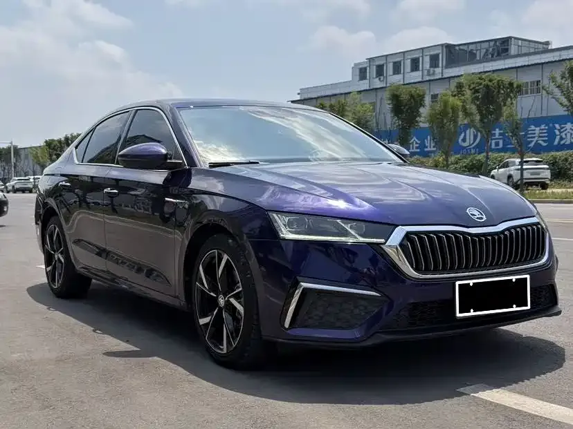 Skoda Octavia — фото 5