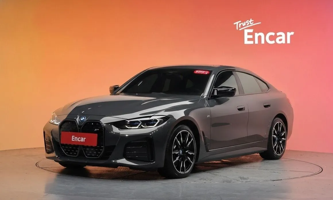 BMW i4 — фото 1
