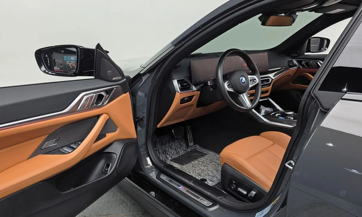 BMW i4 — фото 8