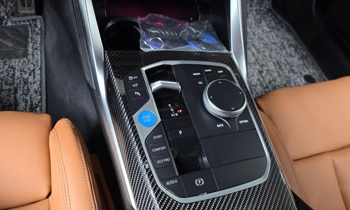 BMW i4 — фото 10