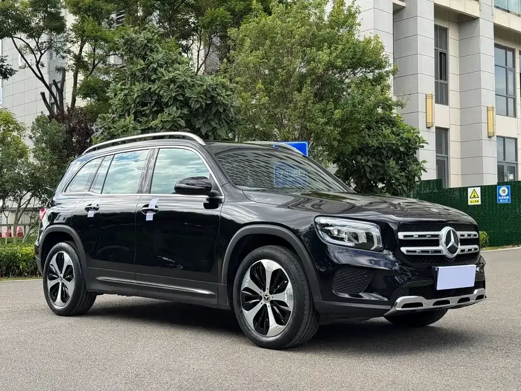 Mercedes-Benz GLB — фото 3