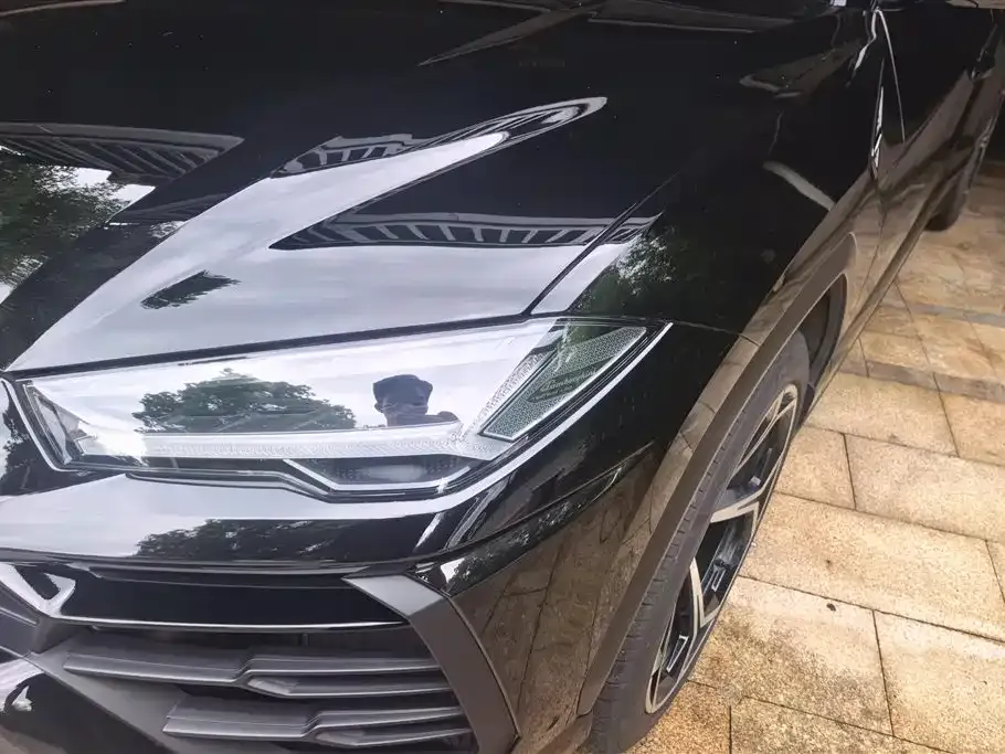 Lamborghini Urus — фото 3