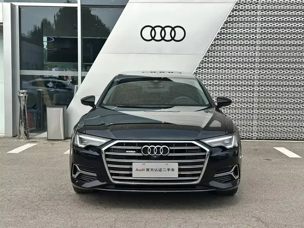 Audi A6L — фото 9