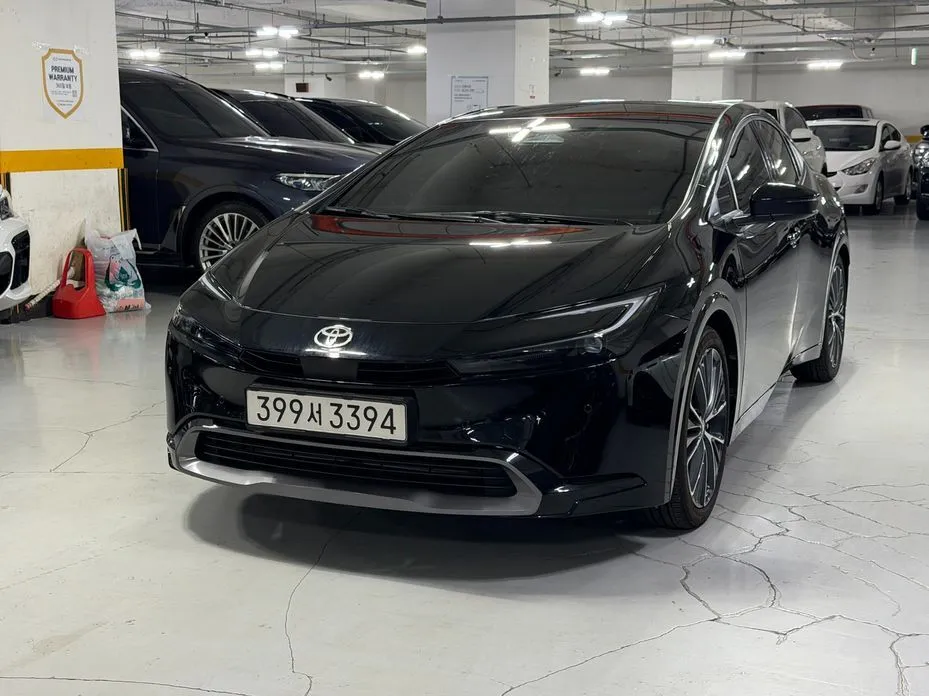 Toyota Prius — фото 1