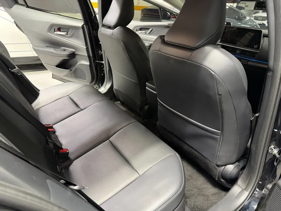Toyota Prius — фото 4