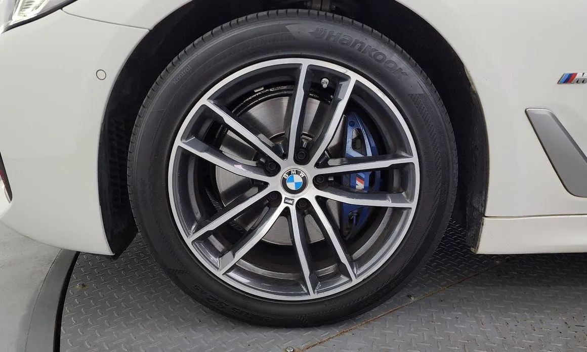 BMW 5-Series 2021 из KR, фото 8