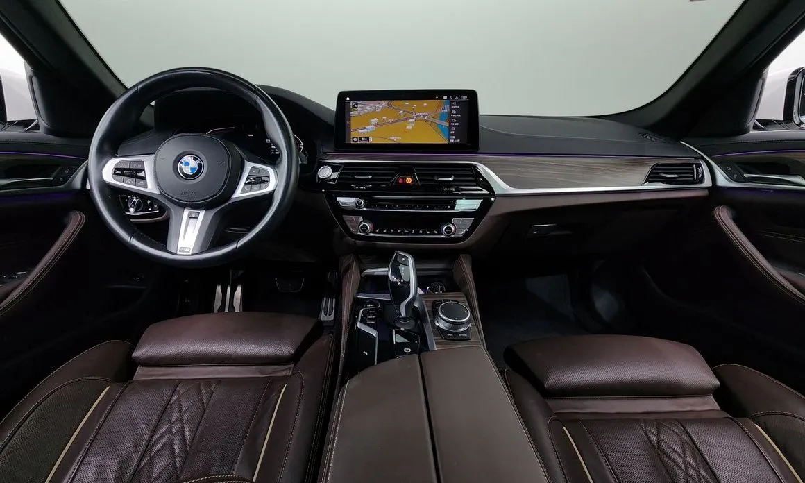 BMW 5-Series 2021 из KR, фото 6