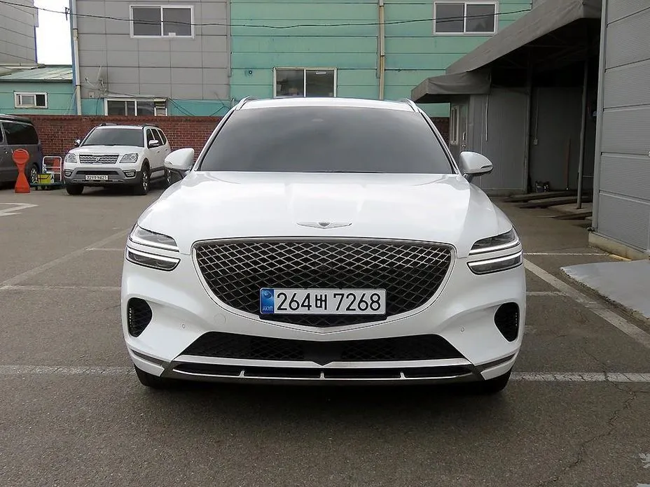 Genesis GV70 — фото 10
