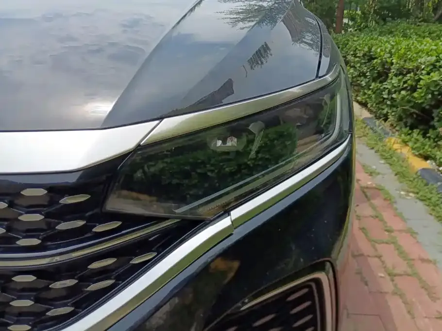 Volkswagen Passat — фото 10