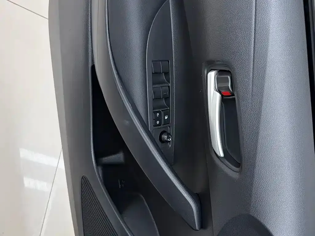 Toyota Levin — фото 10