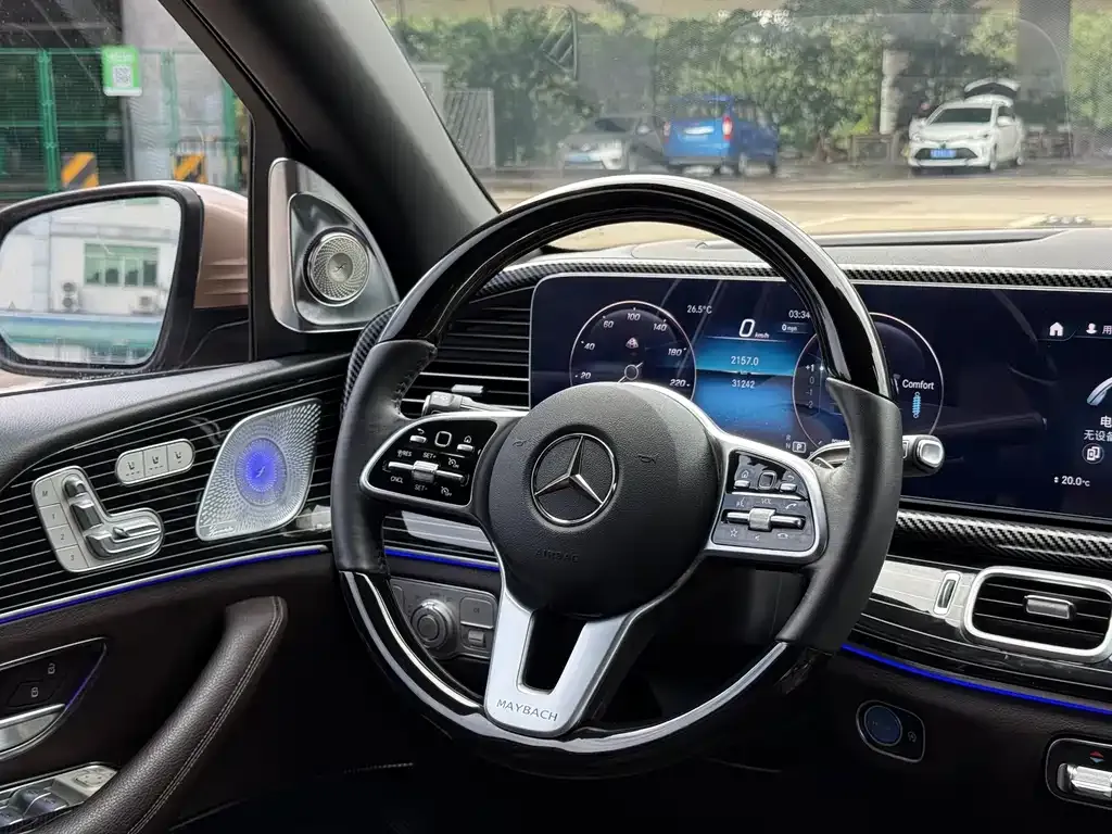 Mercedes-Benz GLS — фото 2