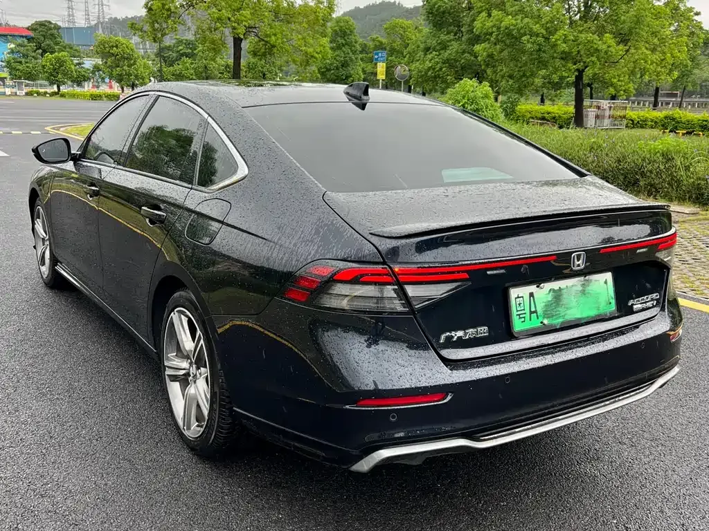 Honda Accord New Energy — фото 10