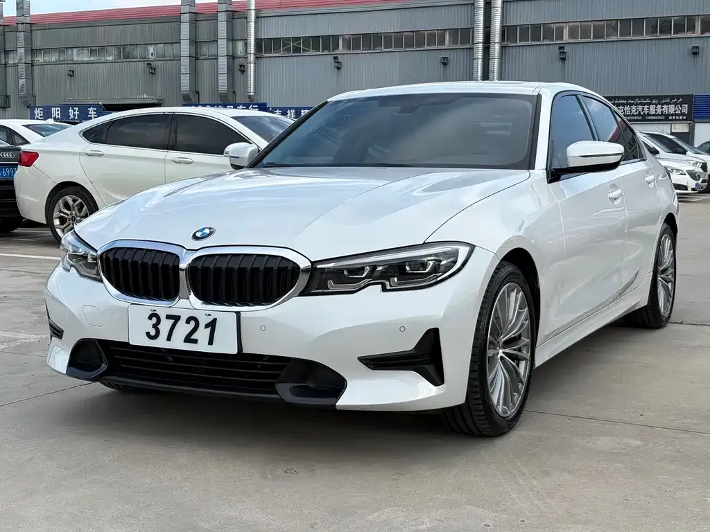 BMW 3 Series — фото 1