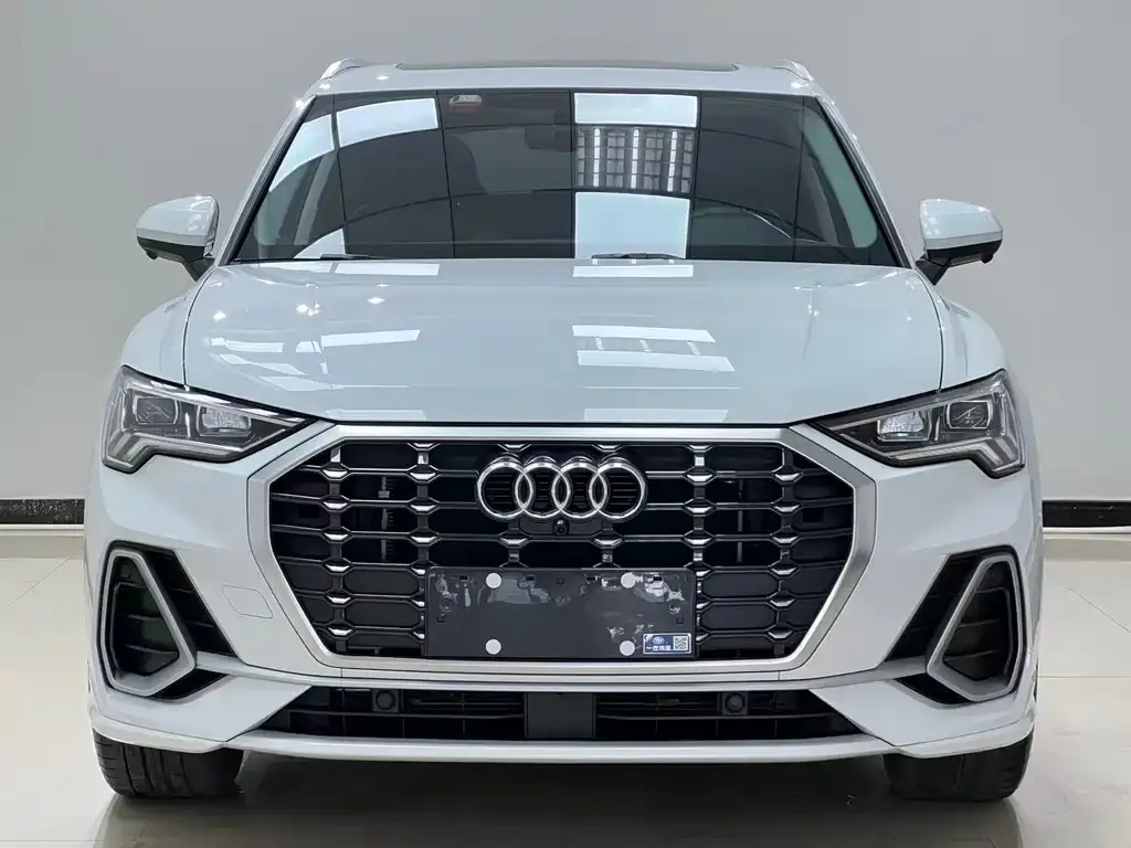 Audi Q3 — фото 5