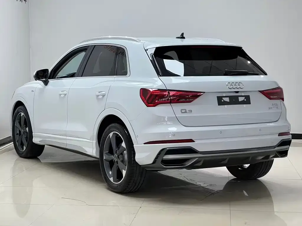 Audi Q3 — фото 2