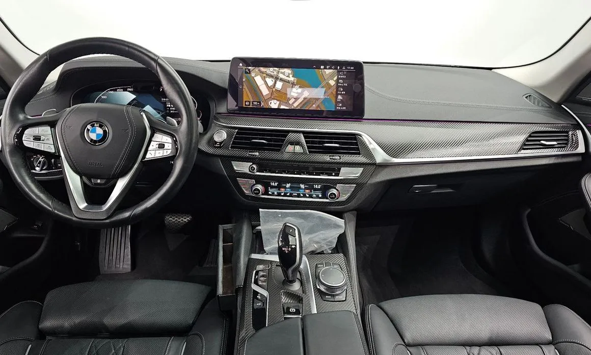 BMW 5-Series 2021 из KR, фото 6