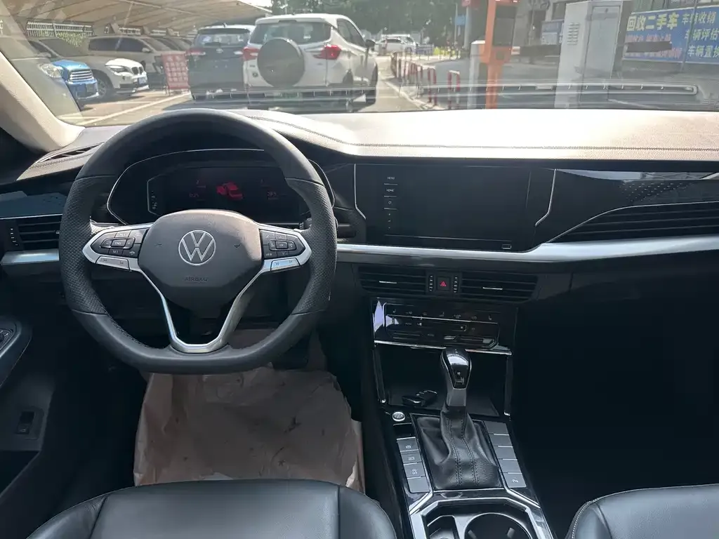 Volkswagen Passat — фото 5