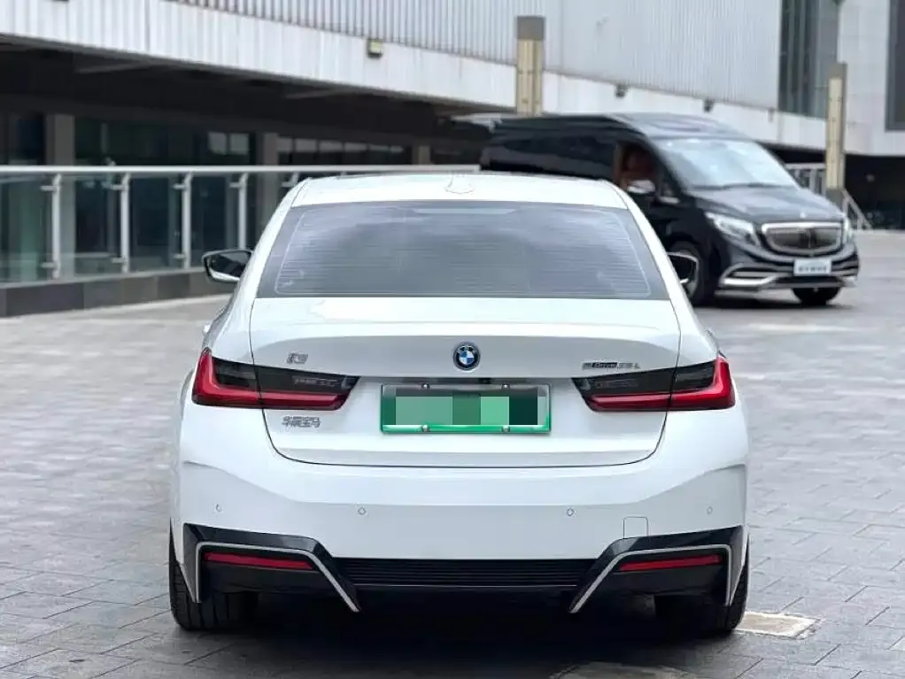 BMW i3 2024 из CN, фото 4