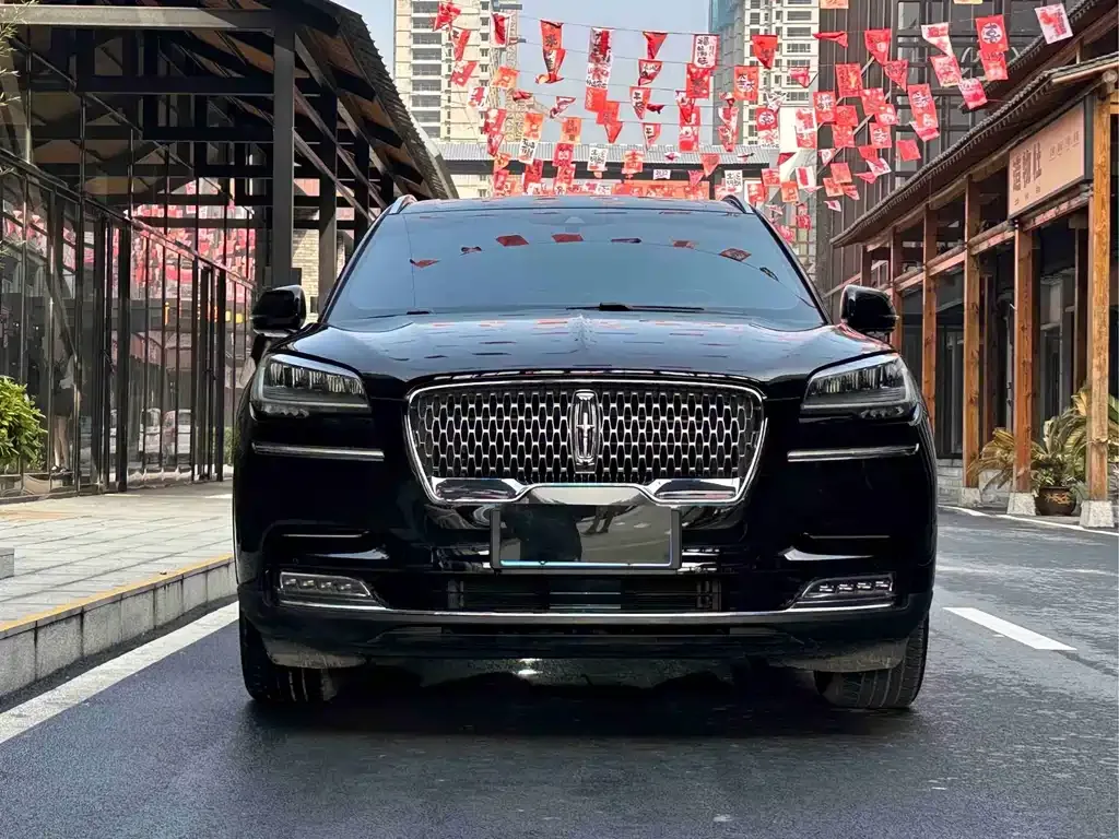 Lincoln Aviator — фото 8