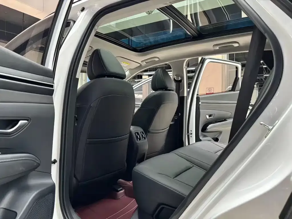 Hyundai Tucson — фото 8