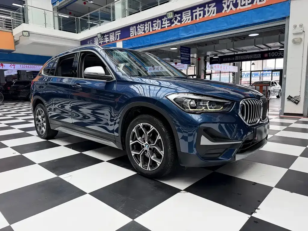 BMW X1 — фото 9