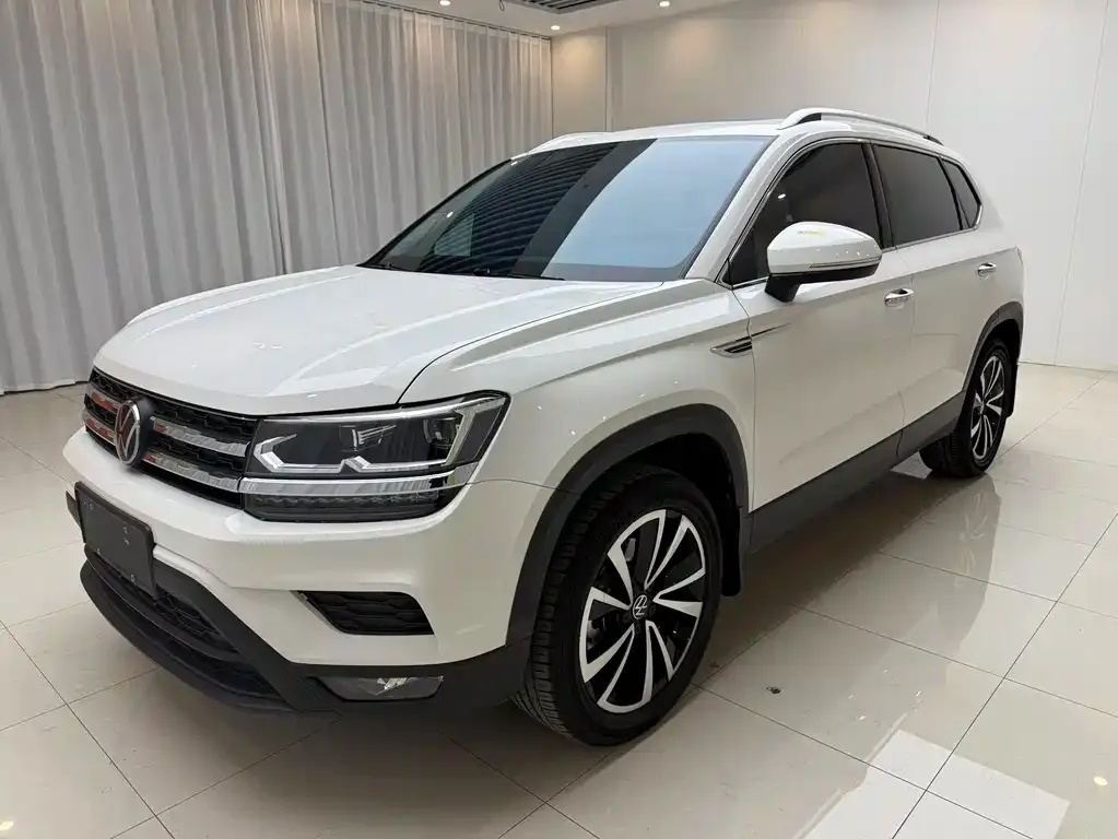 Volkswagen Tharu — фото 1