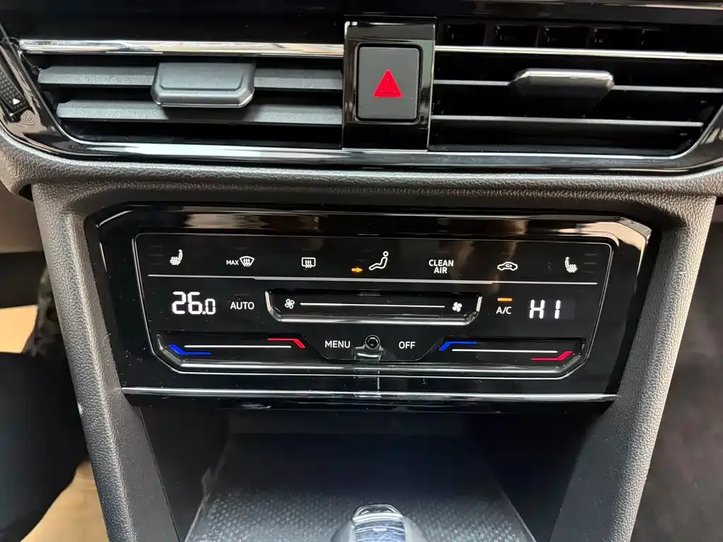 Volkswagen Tharu — фото 6