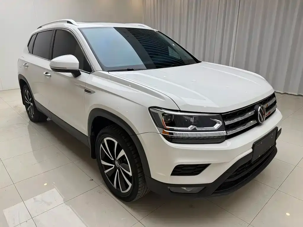Volkswagen Tharu — фото 3