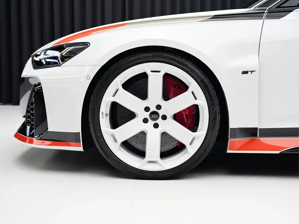 Audi RS 6 — фото 6