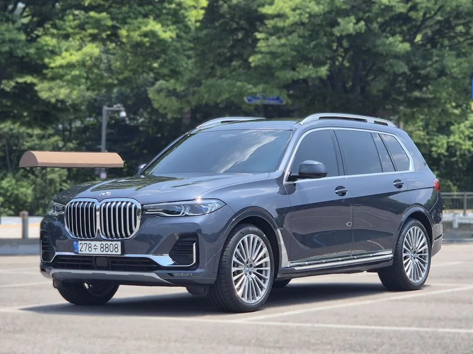 BMW X7 — фото 1