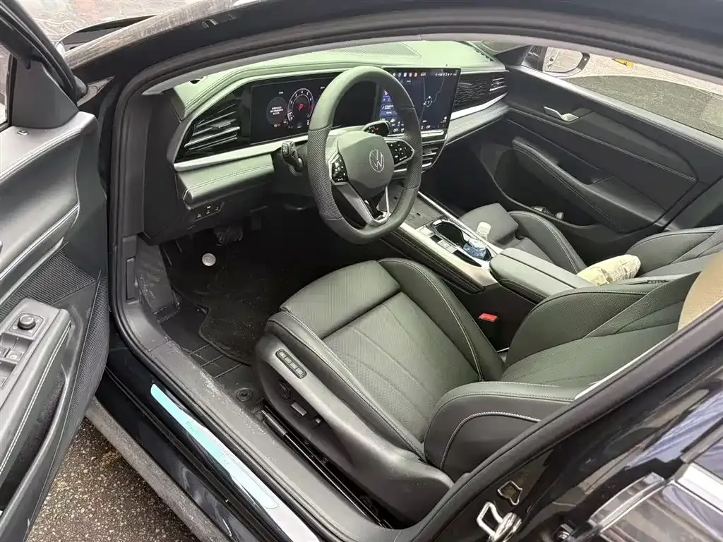 Volkswagen Passat — фото 4