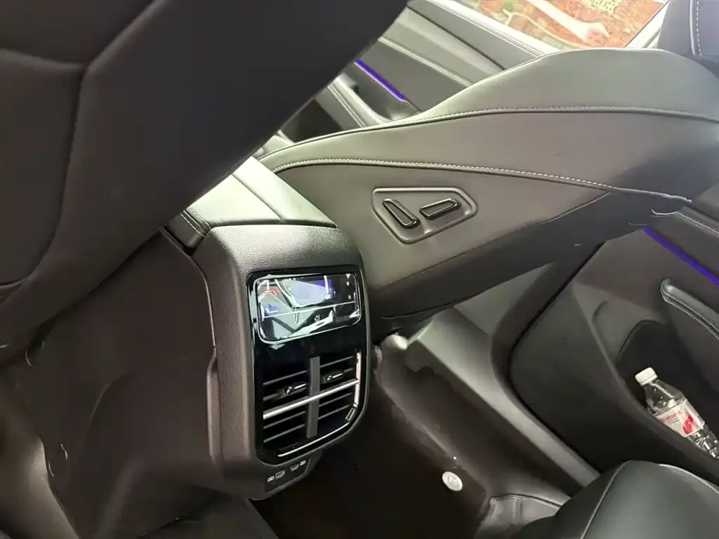 Volkswagen Passat — фото 2