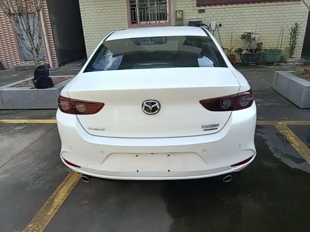 Mazda 3 Axela 2023 из CN, фото 3