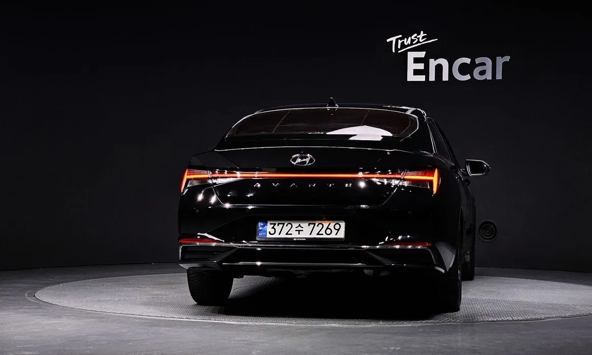 Hyundai AVANTE — фото 3