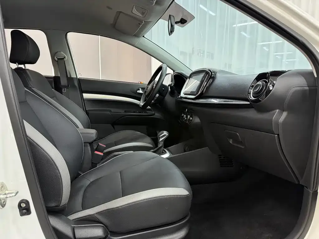 Kia KX1 2022 из CN, фото 6