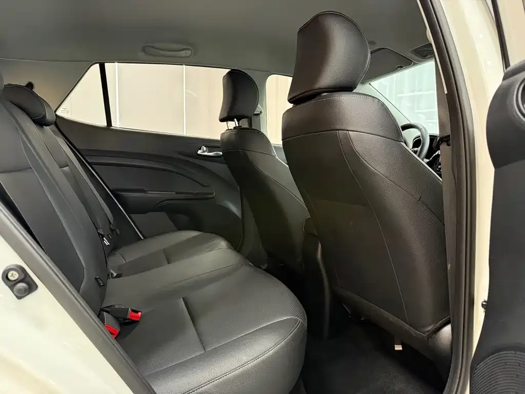 Kia KX1 2022 из CN, фото 2