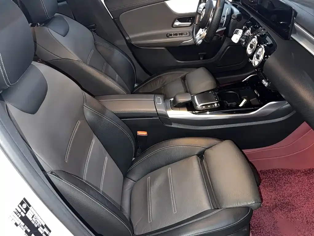Mercedes-Benz A-Class AMG — фото 4