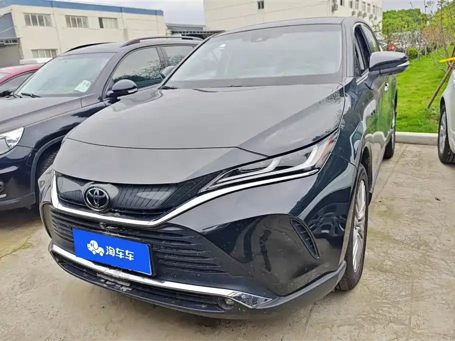 Toyota Harrier — фото 8