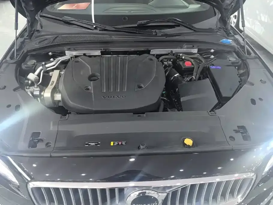 Volvo S90 — фото 10