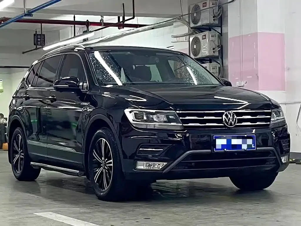 Volkswagen Tiguan L — фото 6